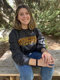 Champion® Powerblend Wyoming Cowboys Arched Crew -  graniteheather